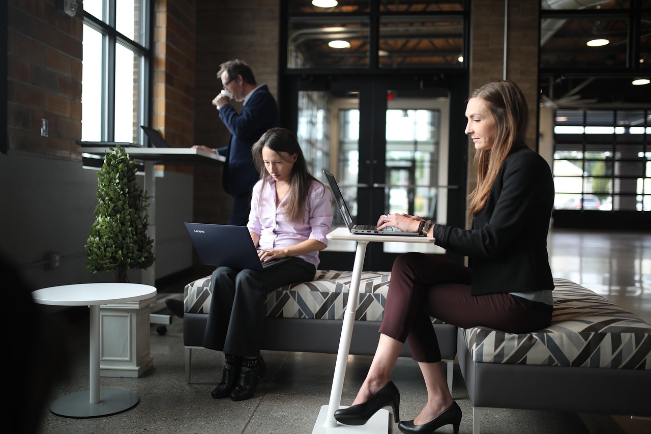 How to Start a Digital Marketing Career in 2025